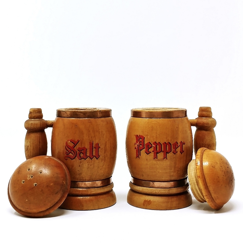 VINTAGE Salt and Pepper Wooden Mug Shakers​